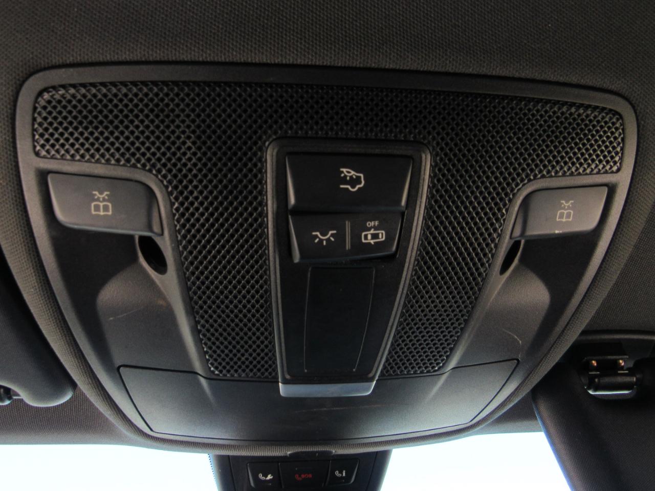 Mercedes-Benz CLA 4dr Sdn CLA 250 FWD 2016