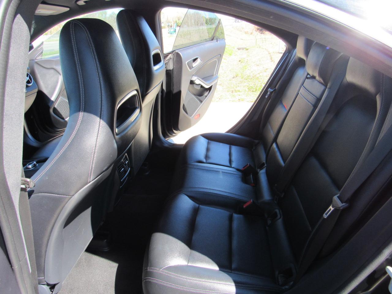 Mercedes-Benz CLA 4dr Sdn CLA 250 FWD 2016