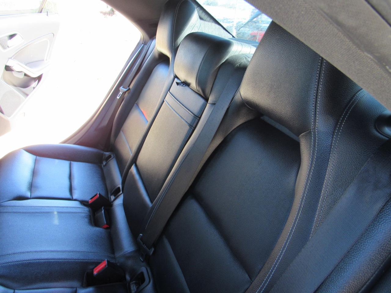 Mercedes-Benz CLA 4dr Sdn CLA 250 FWD 2016