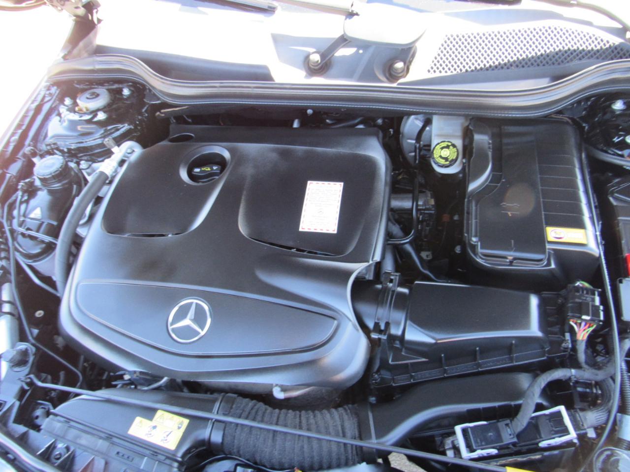 Mercedes-Benz CLA 4dr Sdn CLA 250 FWD 2016