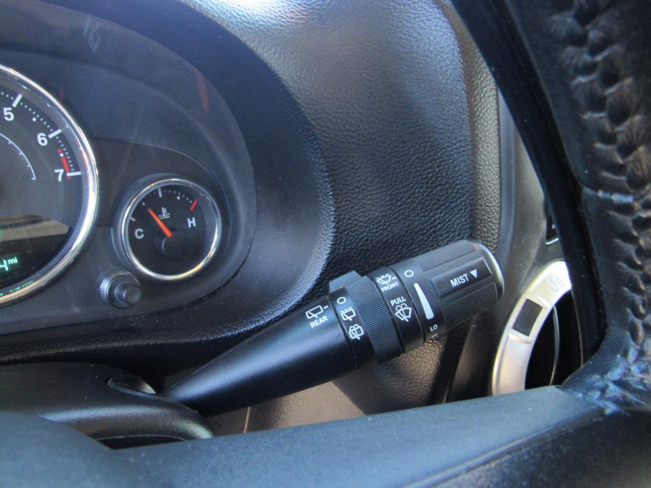 Jeep Wrangler Unlimited 4WD 4dr Sahara 2014