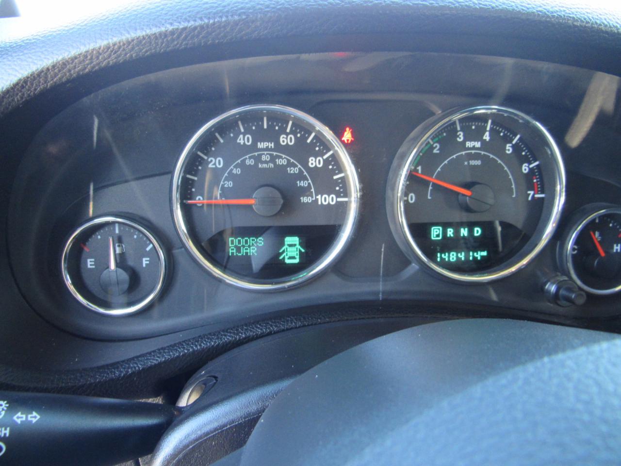 Jeep Wrangler Unlimited 4WD 4dr Sahara 2014