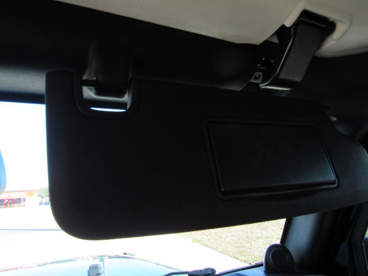 Jeep Wrangler Unlimited 4WD 4dr Sahara 2014