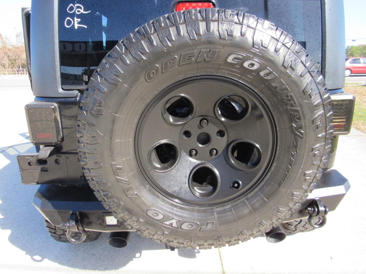 Jeep Wrangler Unlimited 4WD 4dr Sahara 2014