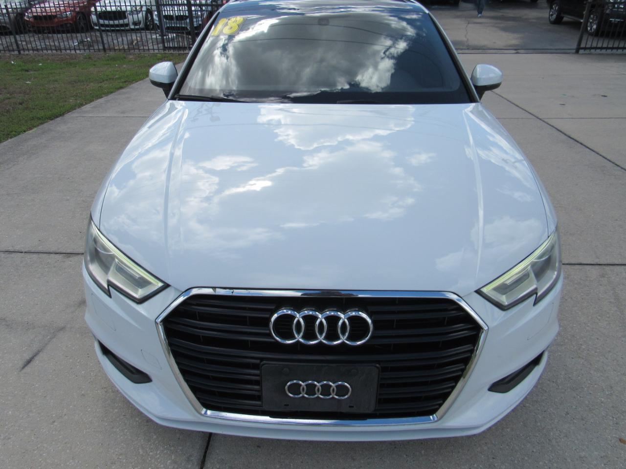 Audi A3 Sedan 2.0 TFSI Tech Premium FWD 2018
