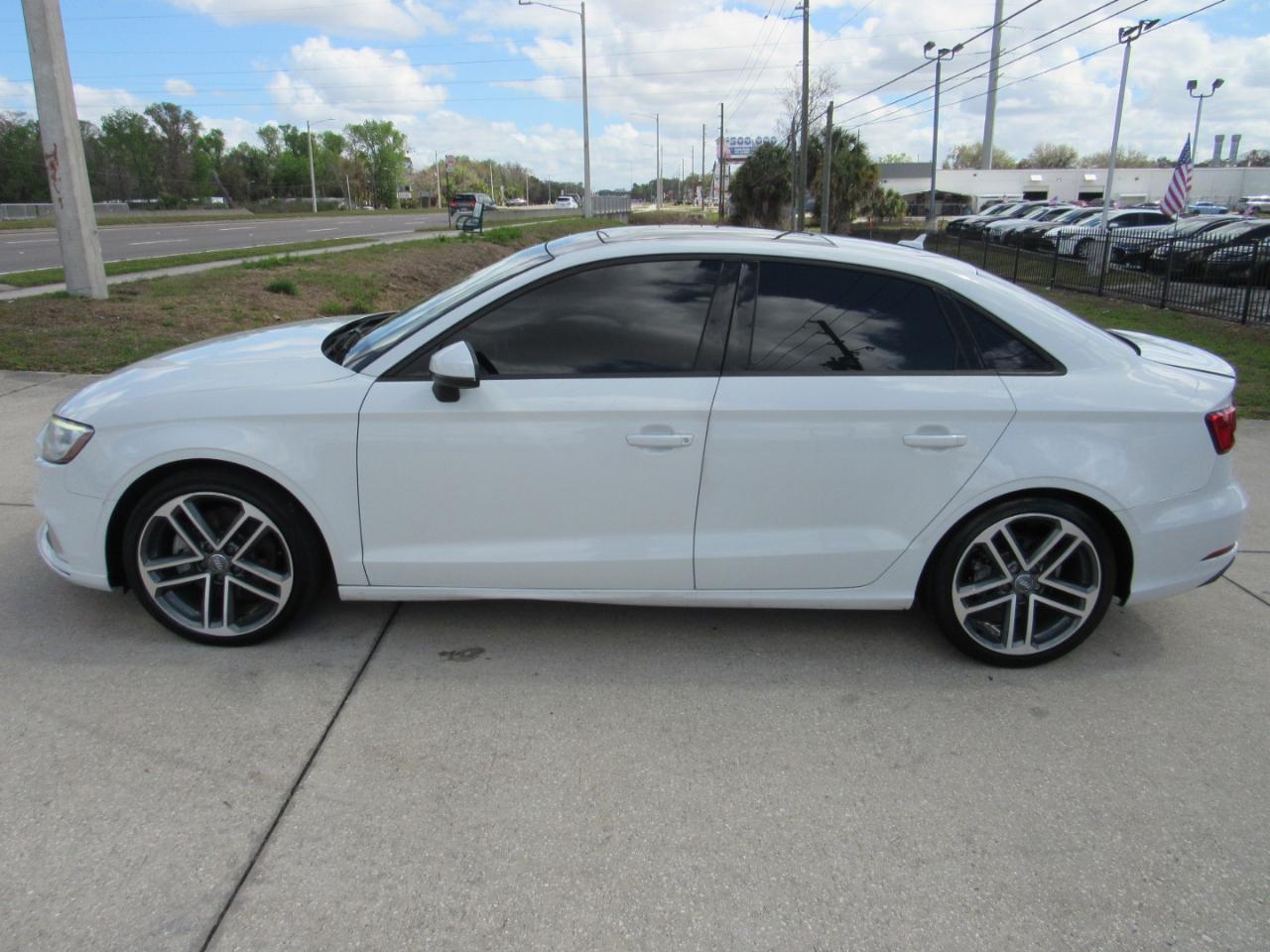 Audi A3 Sedan 2.0 TFSI Tech Premium FWD 2018