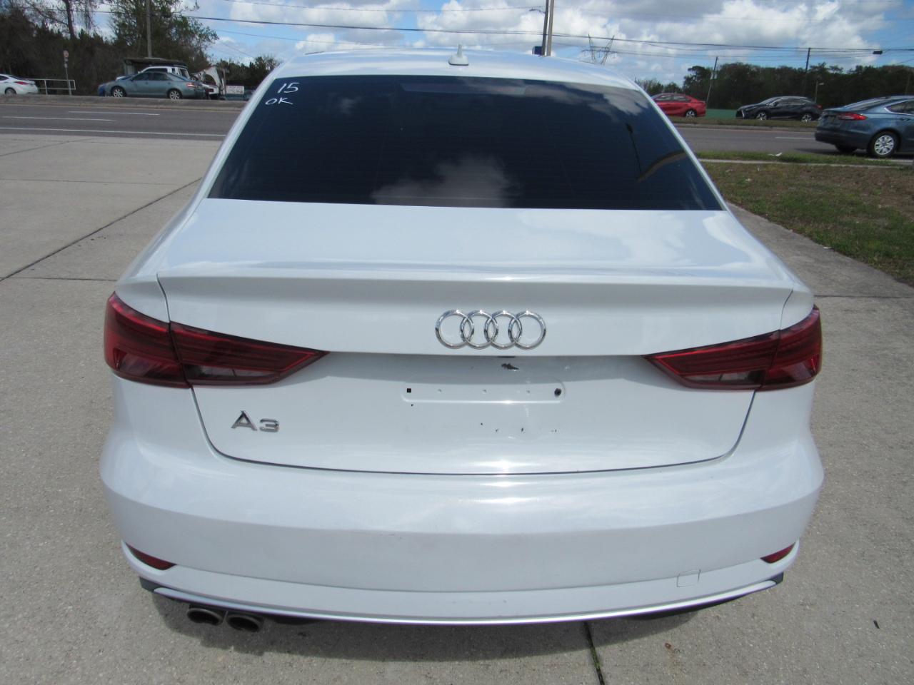 Audi A3 Sedan 2.0 TFSI Tech Premium FWD 2018