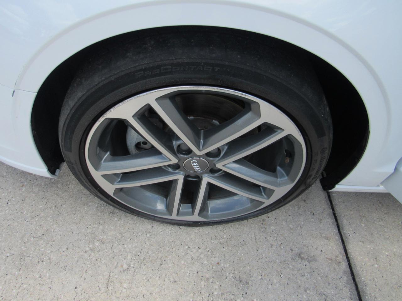 Audi A3 Sedan 2.0 TFSI Tech Premium FWD 2018