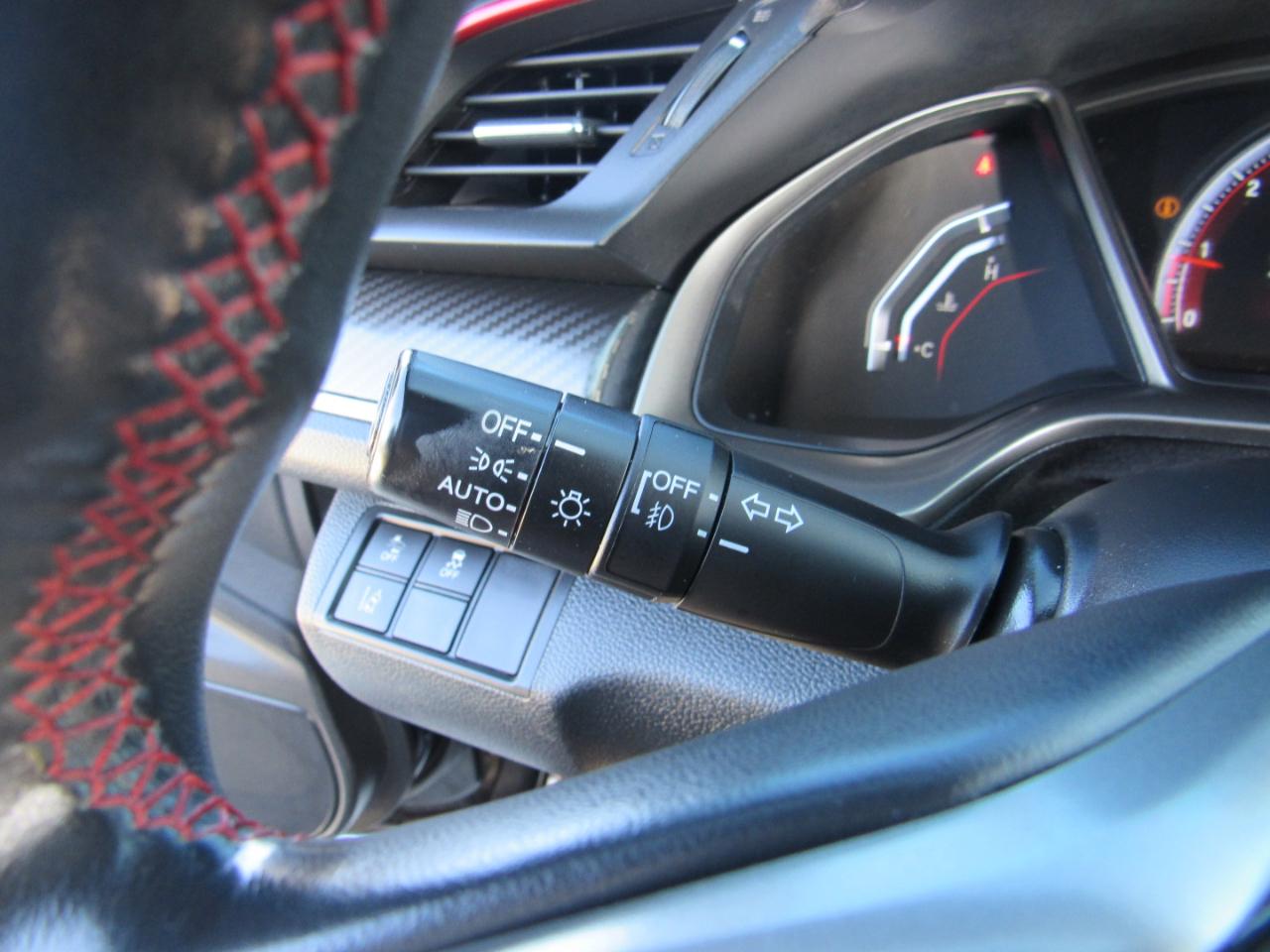 Honda Civic Si Sedan Manual w/Summer Tires 2020