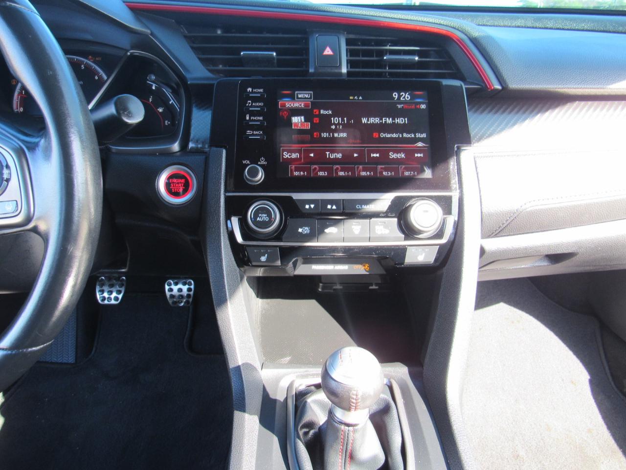 Honda Civic Si Sedan Manual w/Summer Tires 2020