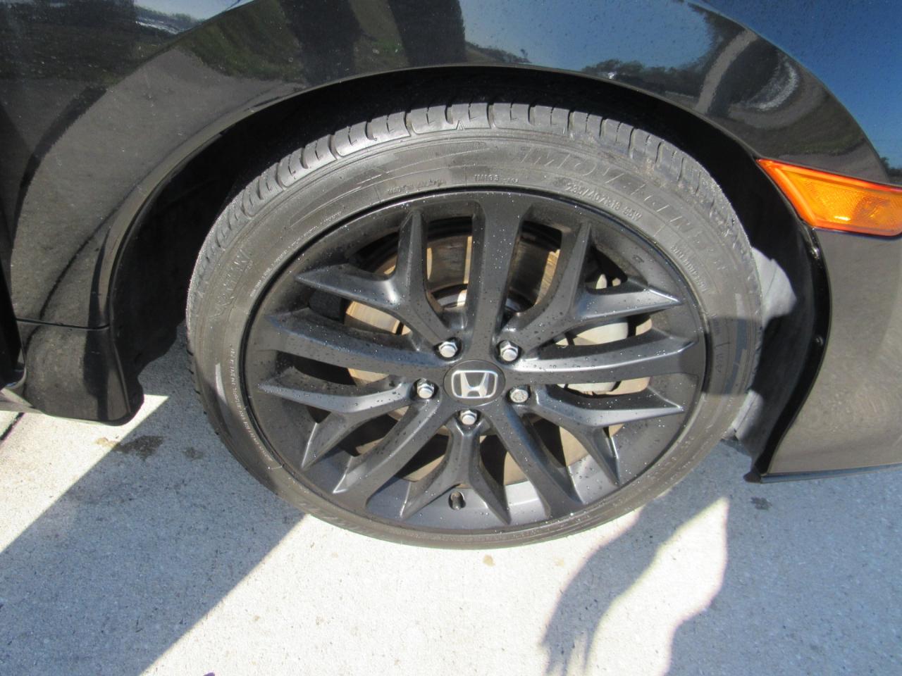 Honda Civic Si Sedan Manual w/Summer Tires 2020