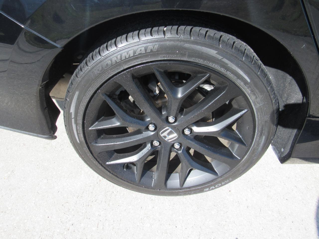 Honda Civic Si Sedan Manual w/Summer Tires 2020