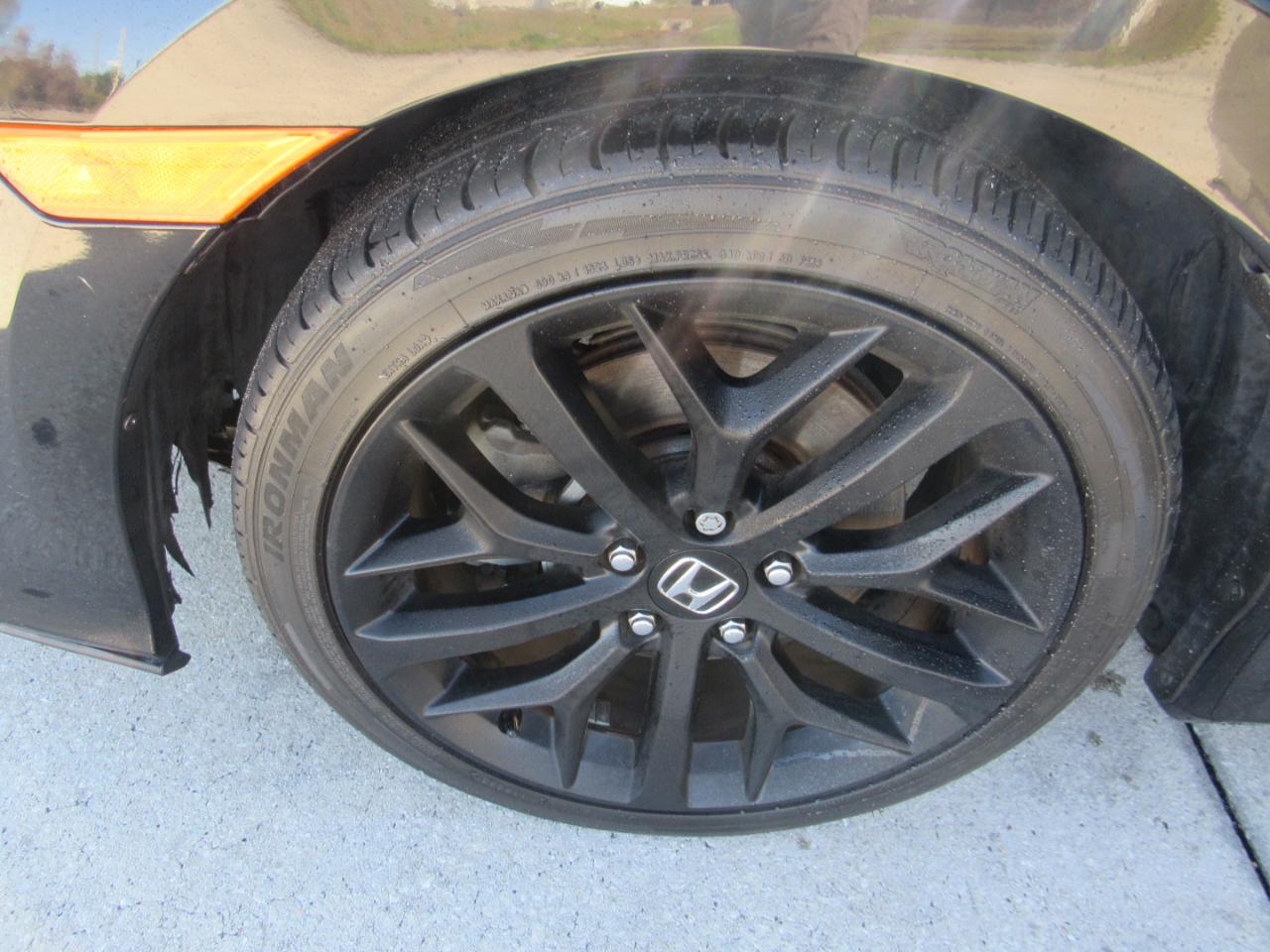 Honda Civic Si Sedan Manual w/Summer Tires 2020