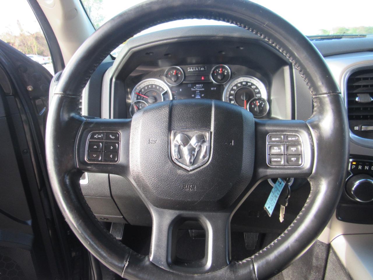 RAM 1500 Harvest 4x2 Crew Cab 5'7" Box *Ltd Avail* 2018