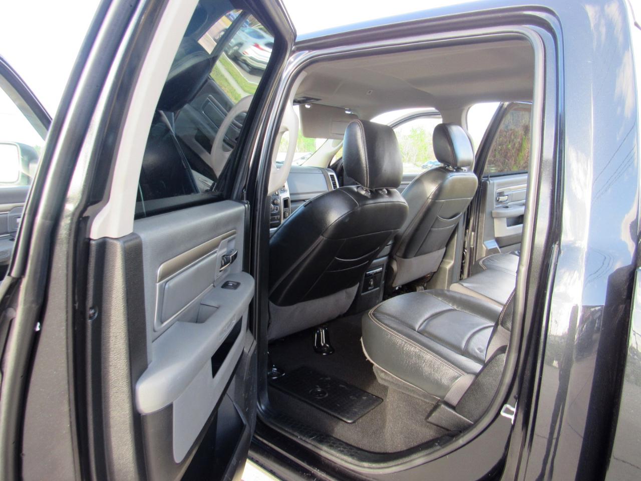 RAM 1500 Harvest 4x2 Crew Cab 5'7" Box *Ltd Avail* 2018