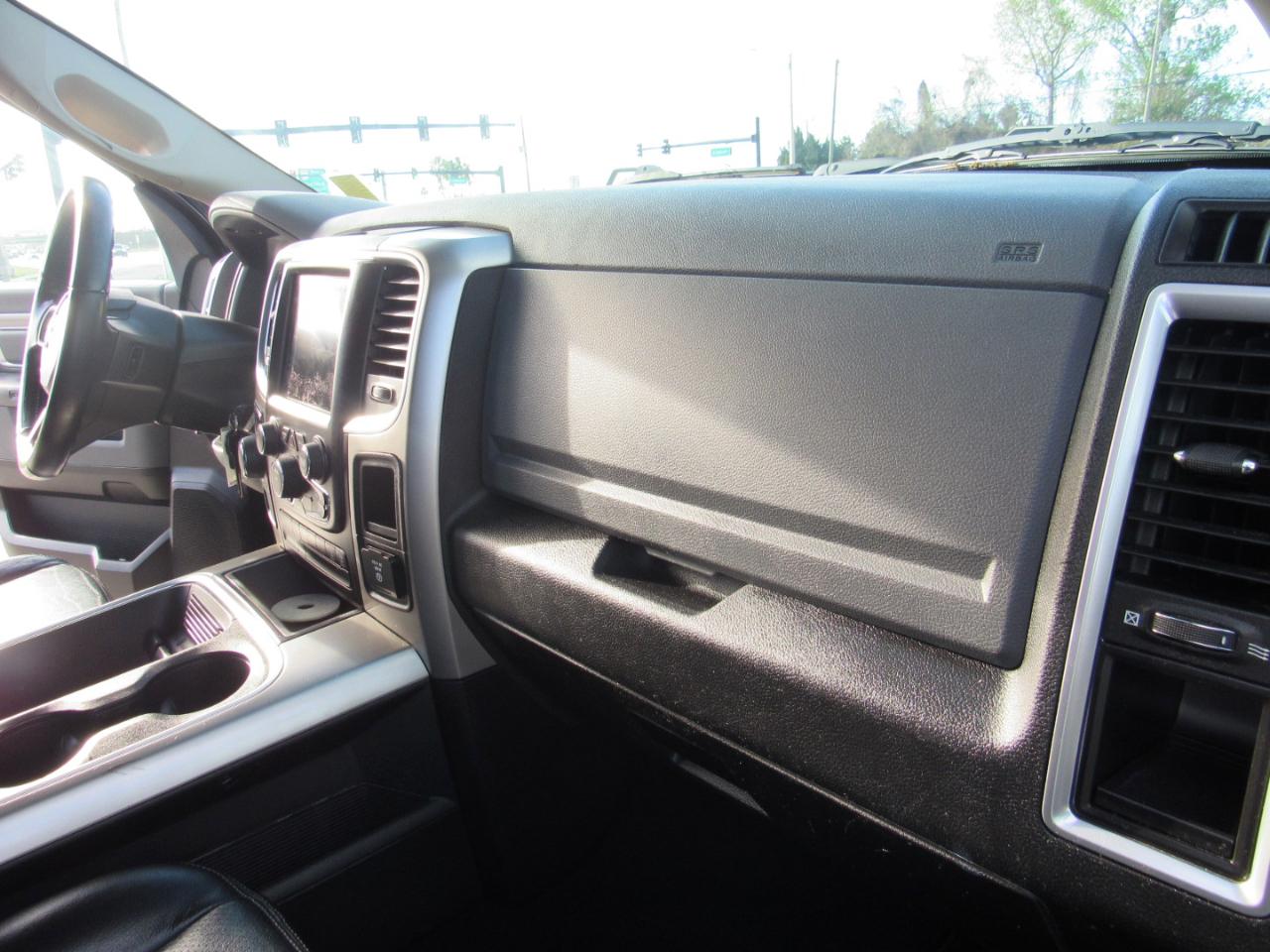 RAM 1500 Harvest 4x2 Crew Cab 5'7" Box *Ltd Avail* 2018