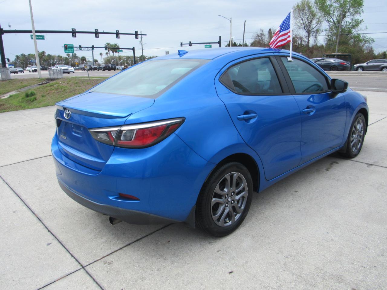 Toyota Yaris Sedan XLE Auto (Natl) 2019