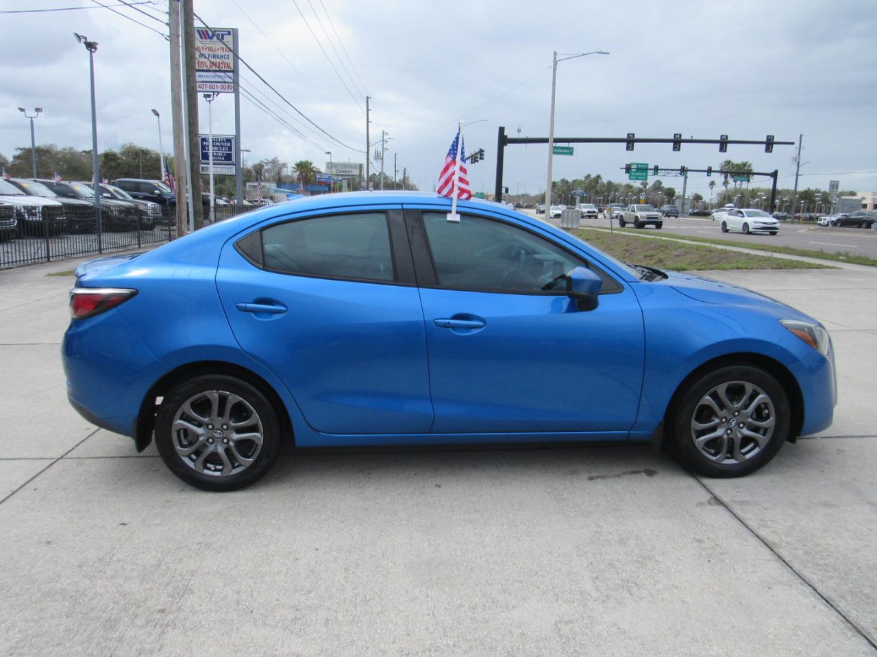 Toyota Yaris Sedan XLE Auto (Natl) 2019