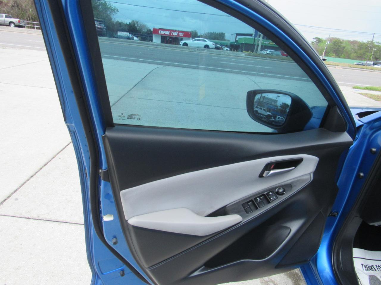 Toyota Yaris Sedan XLE Auto (Natl) 2019