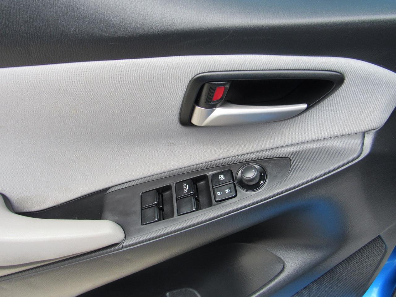 Toyota Yaris Sedan XLE Auto (Natl) 2019