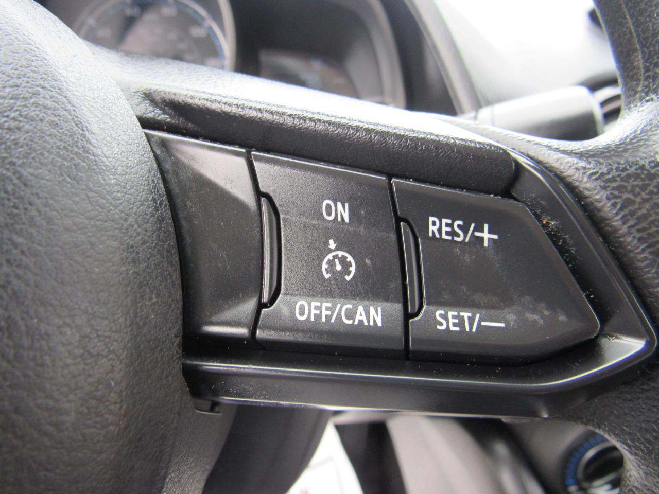 Toyota Yaris Sedan XLE Auto (Natl) 2019