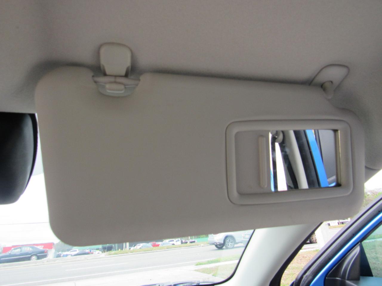 Toyota Yaris Sedan XLE Auto (Natl) 2019