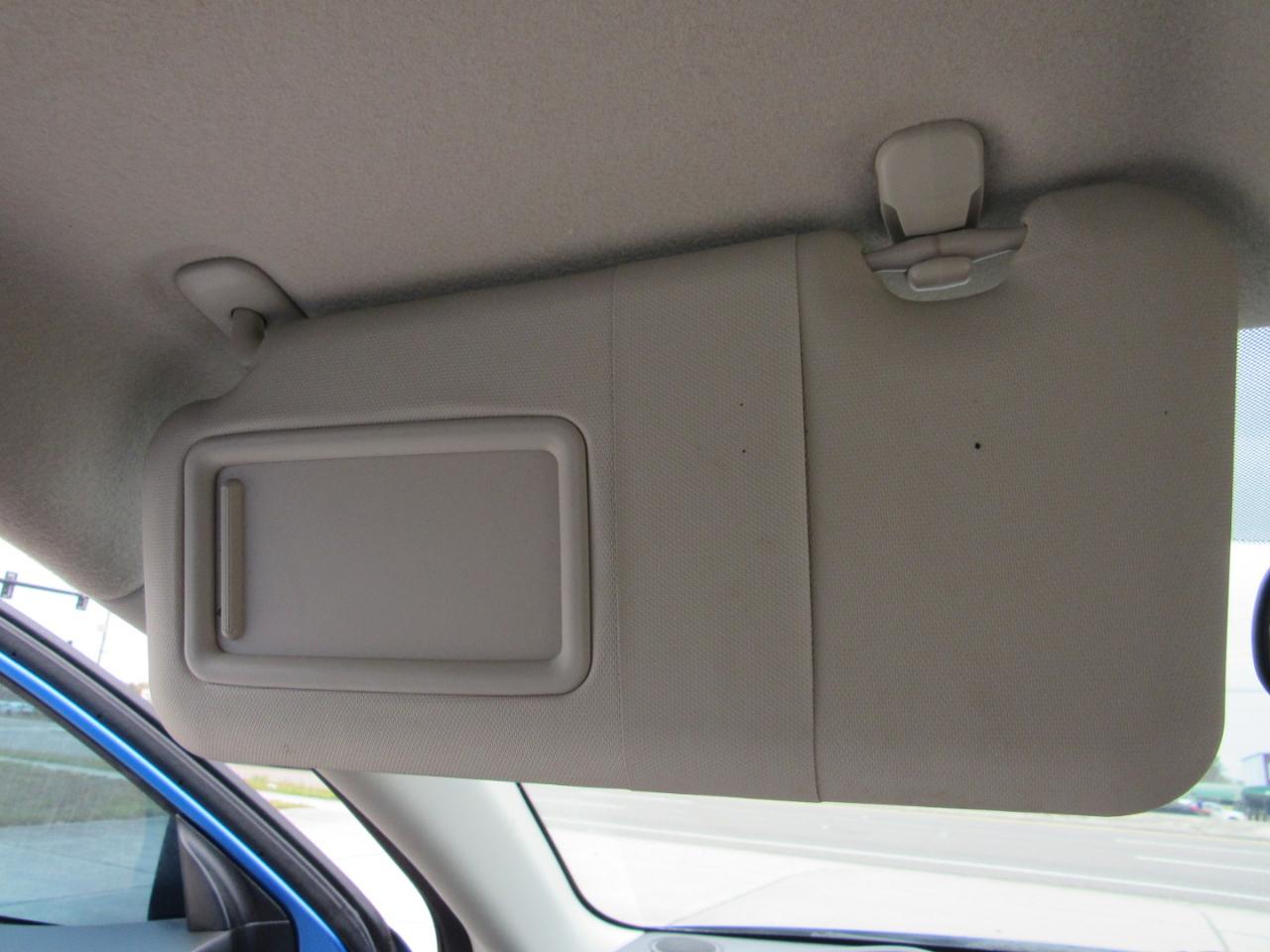 Toyota Yaris Sedan XLE Auto (Natl) 2019