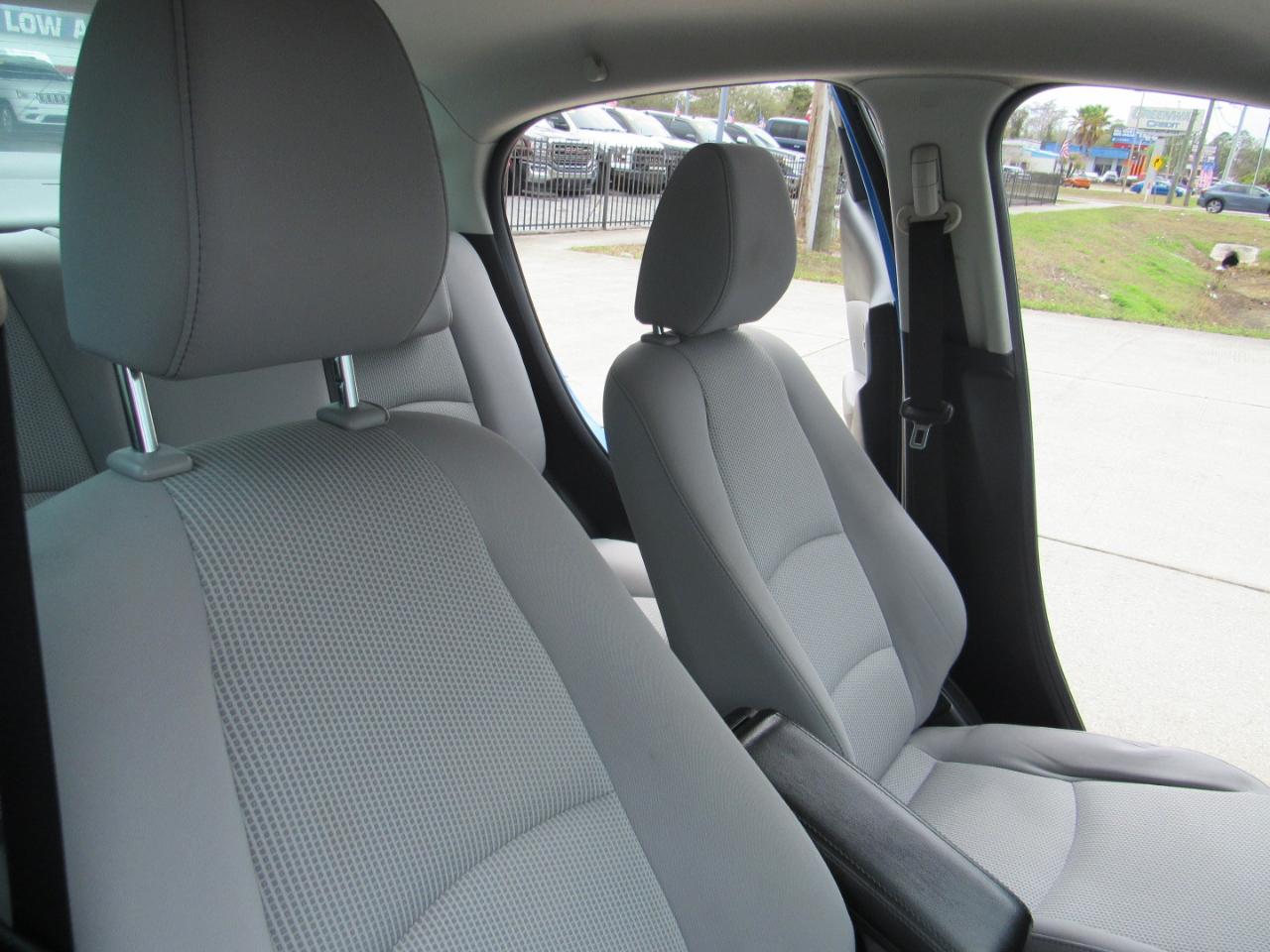 Toyota Yaris Sedan XLE Auto (Natl) 2019