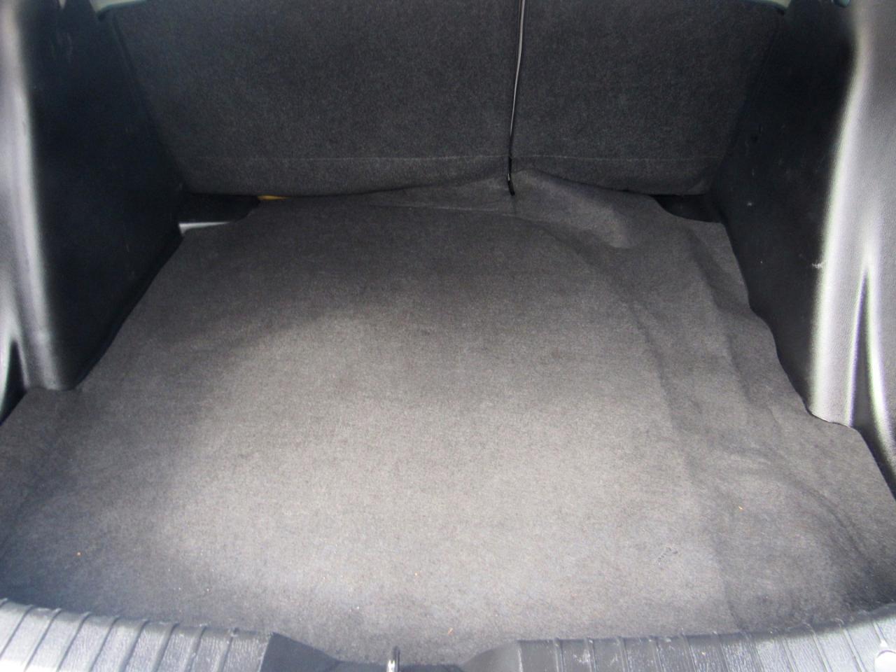 Toyota Yaris Sedan XLE Auto (Natl) 2019