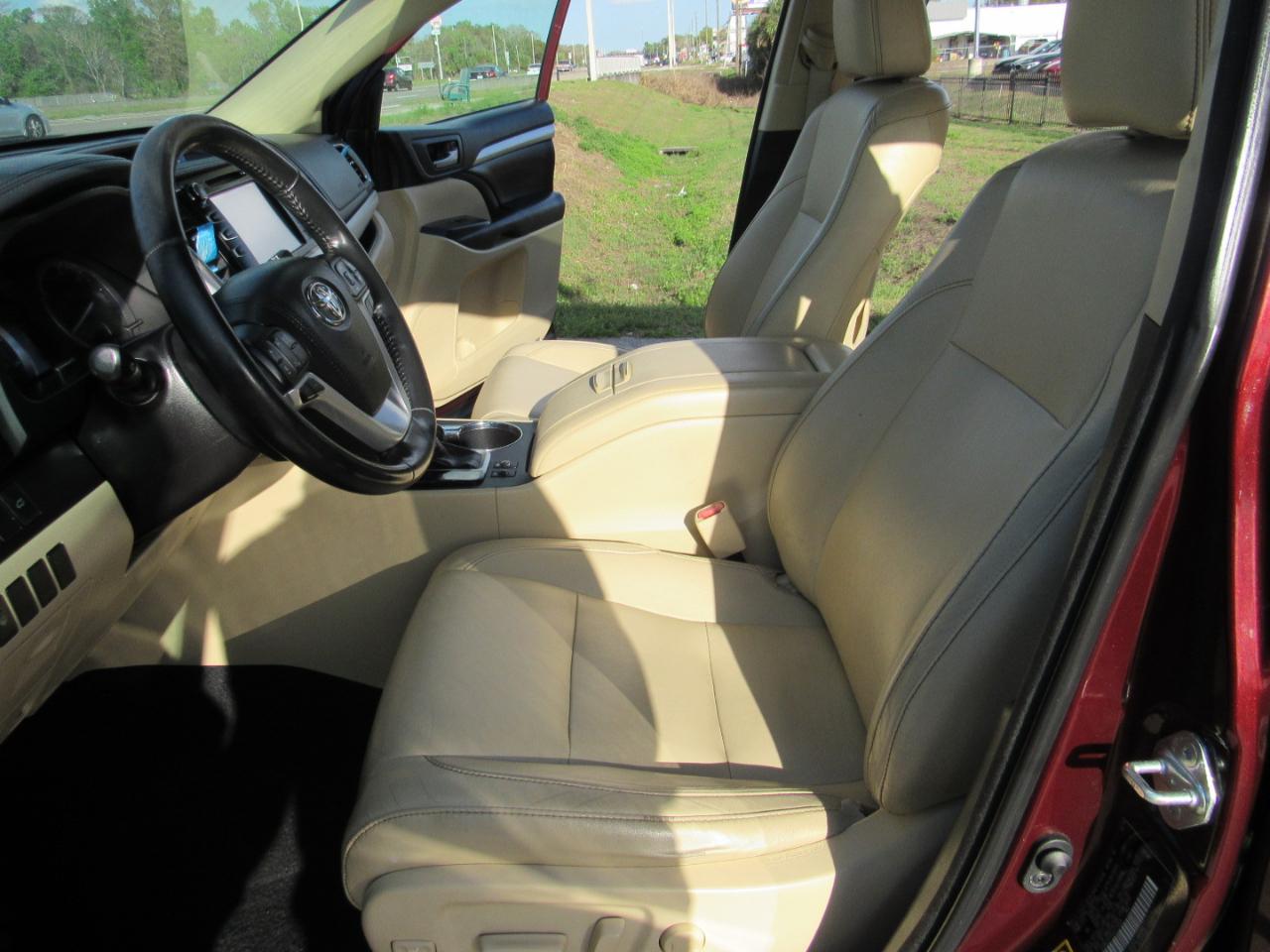 Toyota Highlander XLE V6 FWD (Natl) 2018