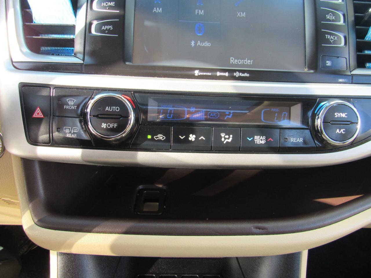 Toyota Highlander XLE V6 FWD (Natl) 2018