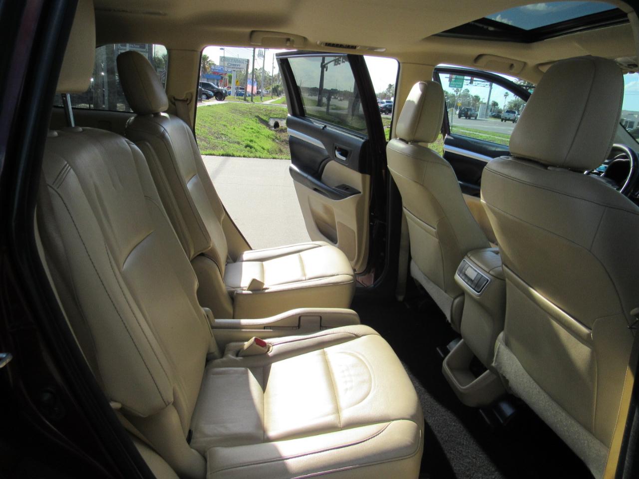 Toyota Highlander XLE V6 FWD (Natl) 2018