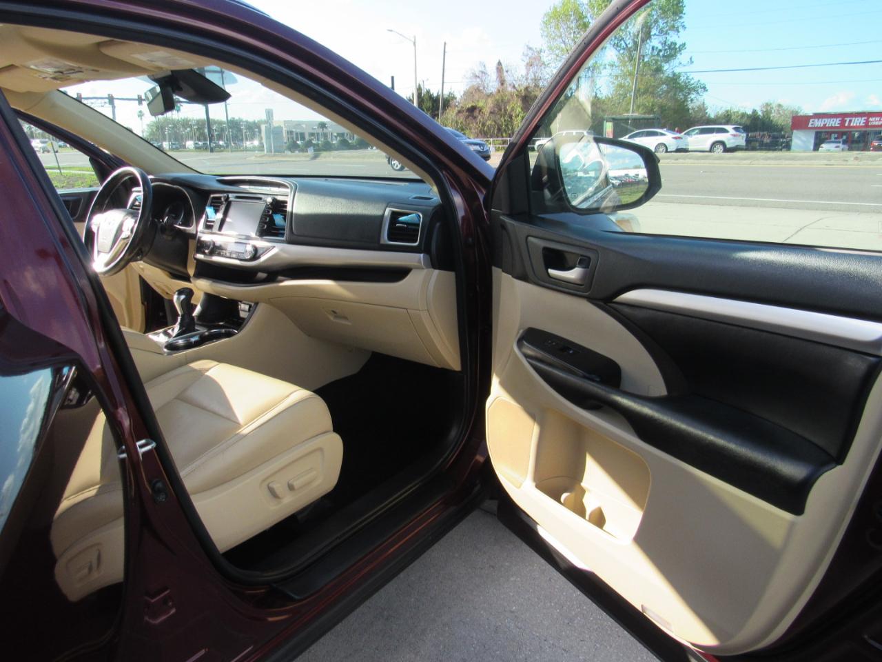 Toyota Highlander XLE V6 FWD (Natl) 2018