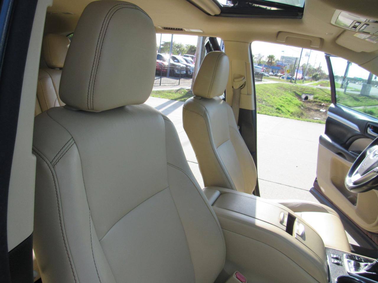 Toyota Highlander XLE V6 FWD (Natl) 2018