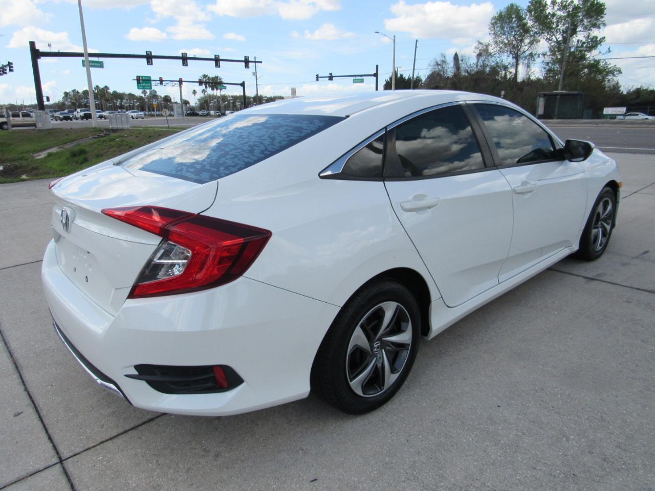 Honda Civic Sedan LX CVT 2020