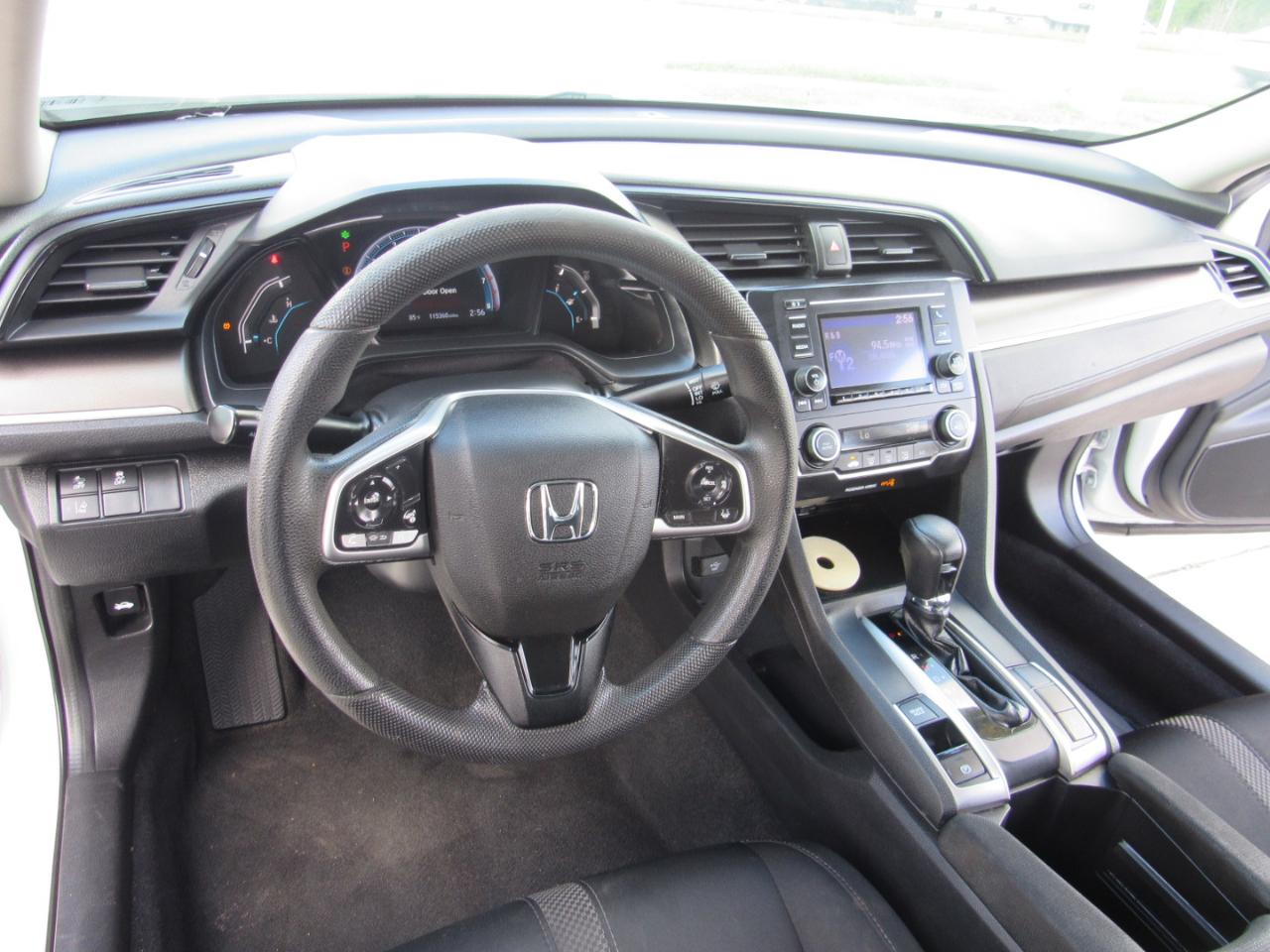 Honda Civic Sedan LX CVT 2020