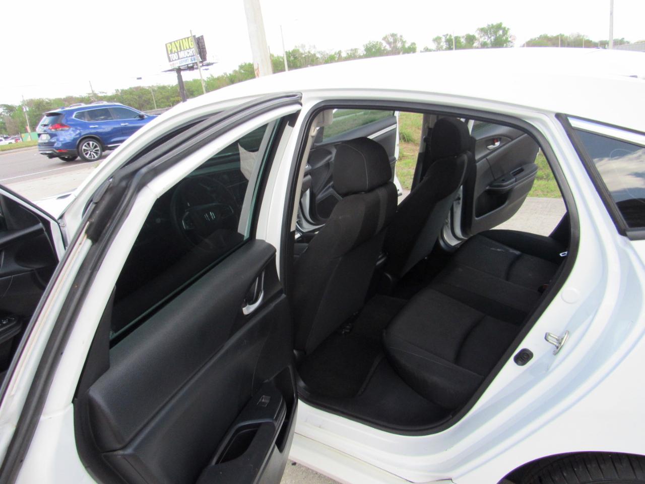 Honda Civic Sedan LX CVT 2020