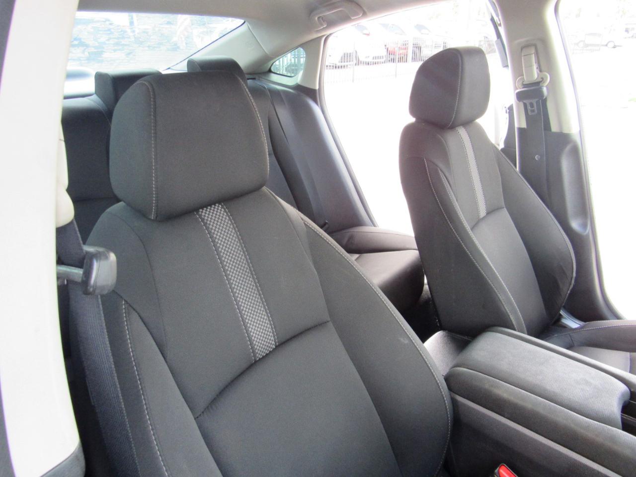 Honda Civic Sedan LX CVT 2020