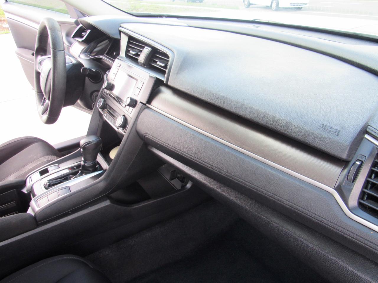 Honda Civic Sedan LX CVT 2020