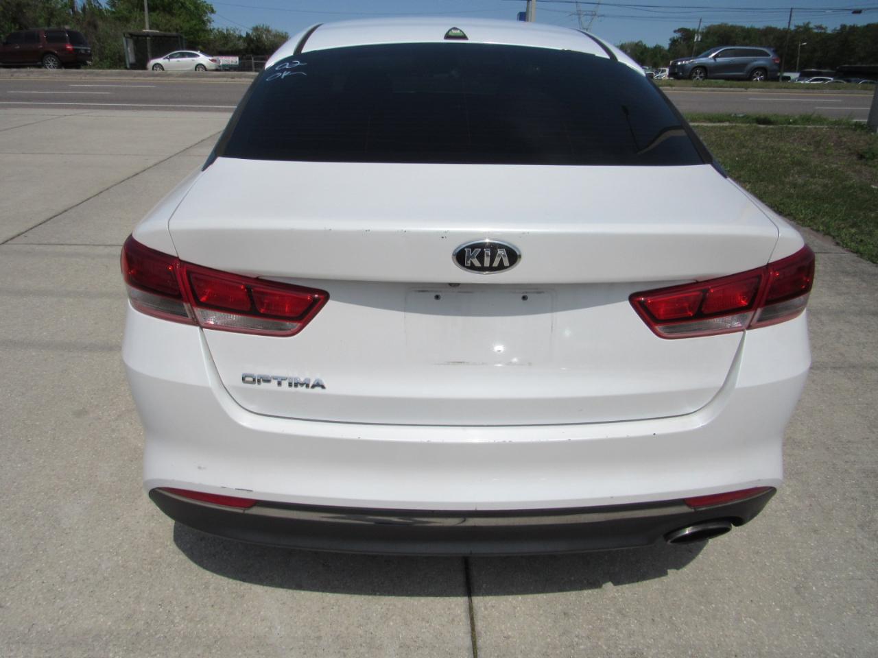 Kia Optima LX Auto 2017