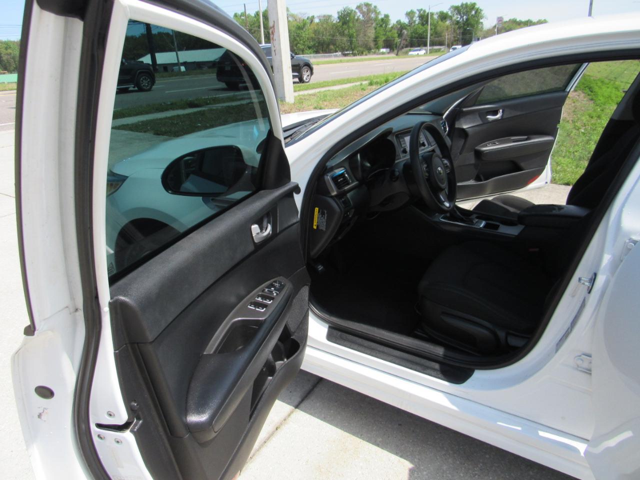 Kia Optima LX Auto 2017