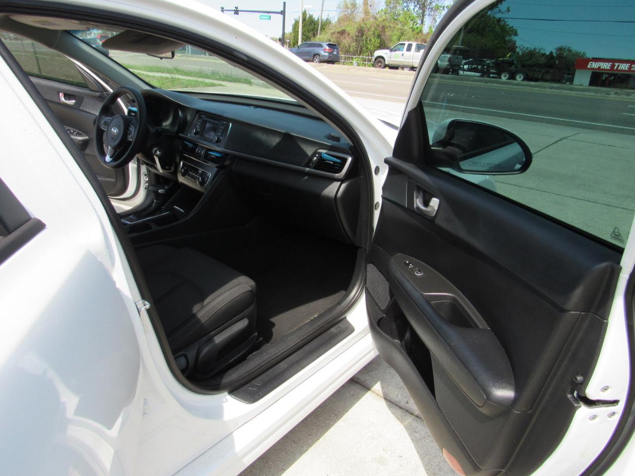 Kia Optima LX Auto 2017