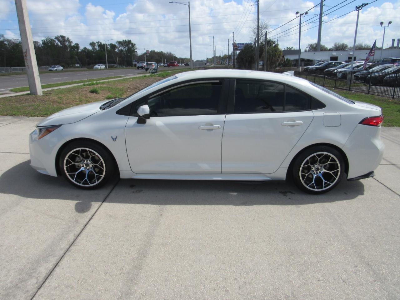 Toyota Corolla LE CVT (Natl) 2021