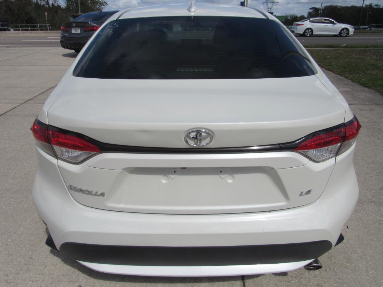 Toyota Corolla LE CVT (Natl) 2021