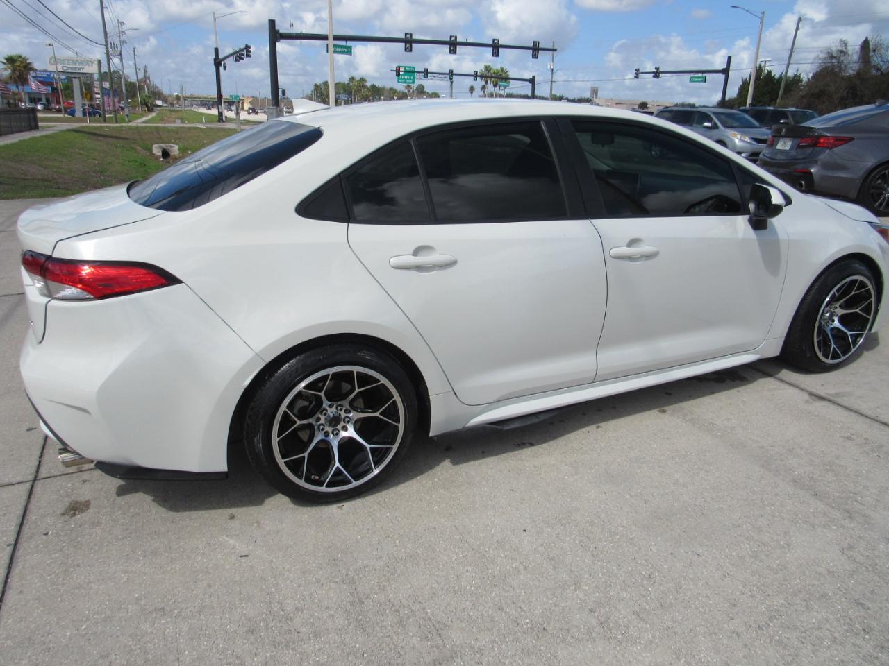 Toyota Corolla LE CVT (Natl) 2021