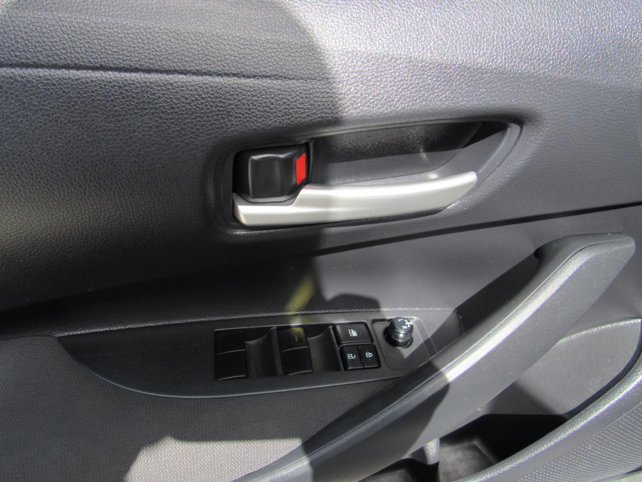 Toyota Corolla LE CVT (Natl) 2021