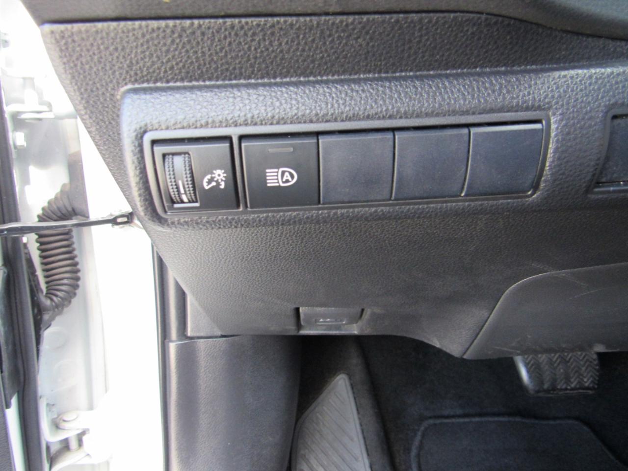 Toyota Corolla LE CVT (Natl) 2021