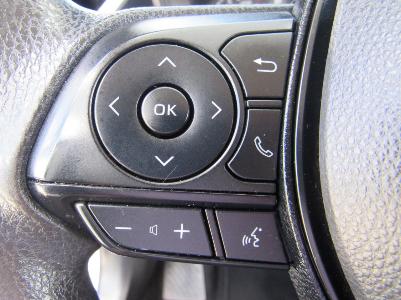 Toyota Corolla LE CVT (Natl) 2021