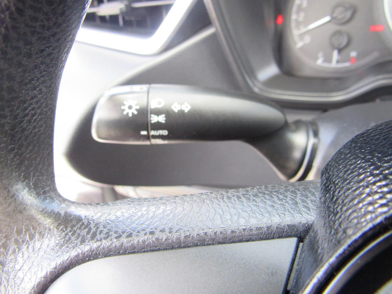 Toyota Corolla LE CVT (Natl) 2021