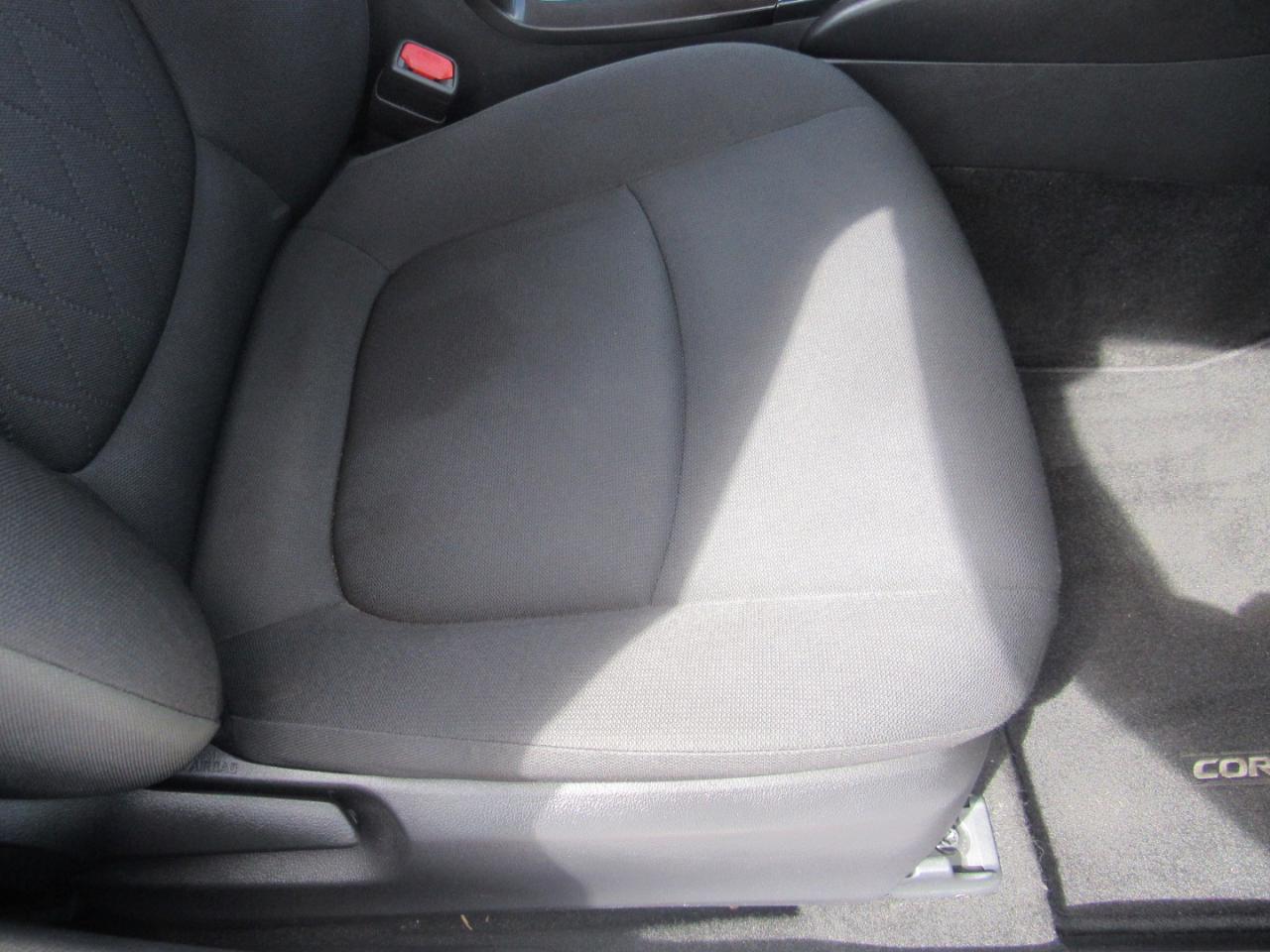 Toyota Corolla LE CVT (Natl) 2021